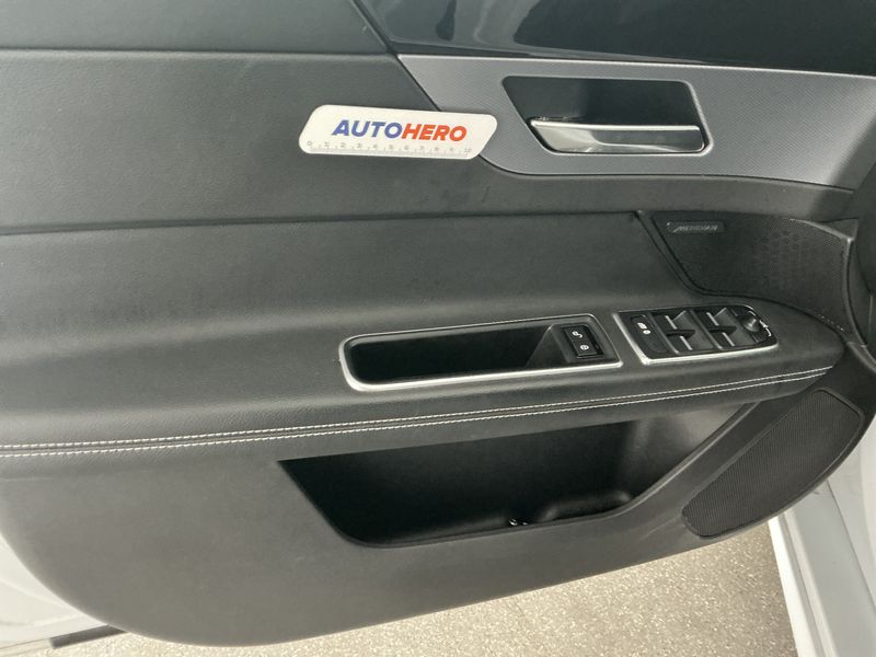 Jaguar XF 25d R-Sport AWD 2018 – снимка 28