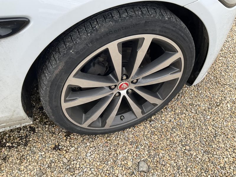 Jaguar XF 25d R-Sport AWD 2018 – снимка 11