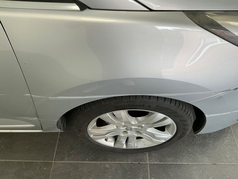 Peugeot 5008 1.6 Blue-HDi Allure 2016 – снимка на щета