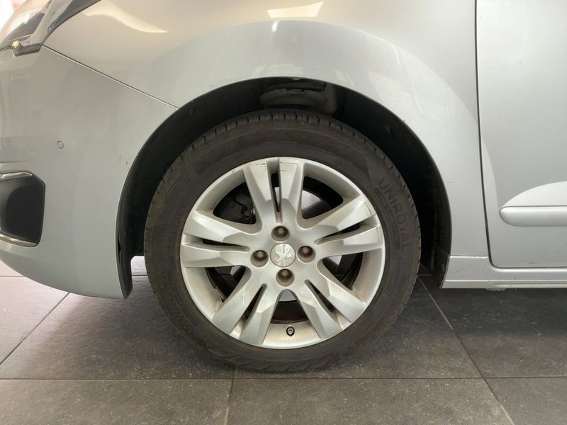 Peugeot 5008 1.6 Blue-HDi Allure 2016 – снимка на щета