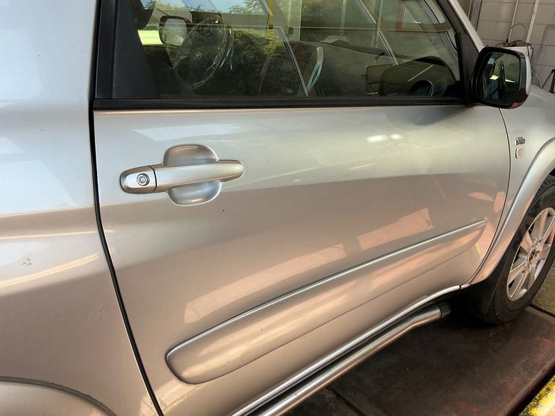 Toyota RAV 4 2.0 D-4D 4x4 2005 – снимка 23