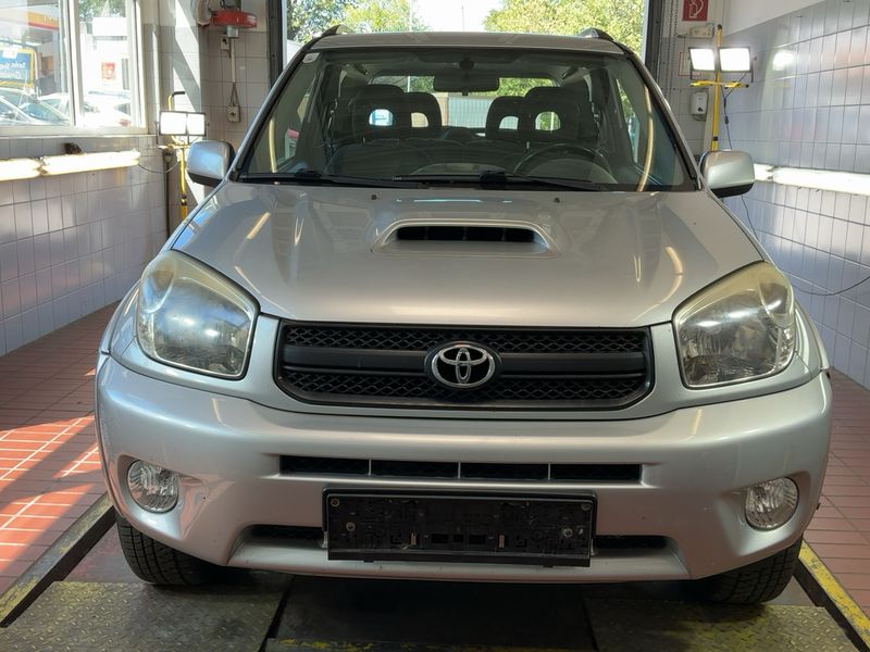 Toyota RAV 4 2.0 D-4D 4x4 2005 – снимка 14