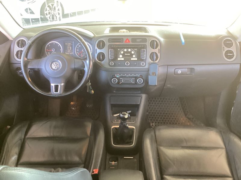Volkswagen Tiguan 2.0 TDI Track & Field 4Motion 2011 – снимка 17
