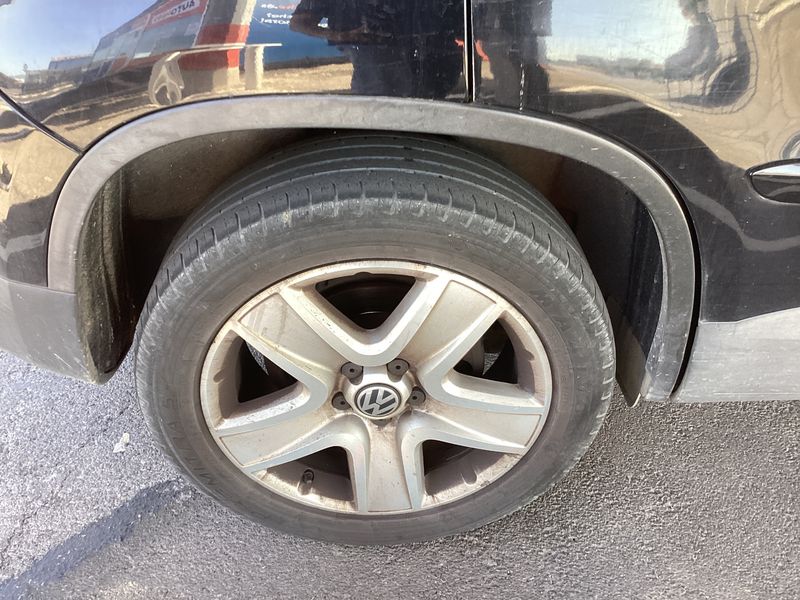 Volkswagen Tiguan 2.0 TDI Track & Field 4Motion 2011 – снимка 9