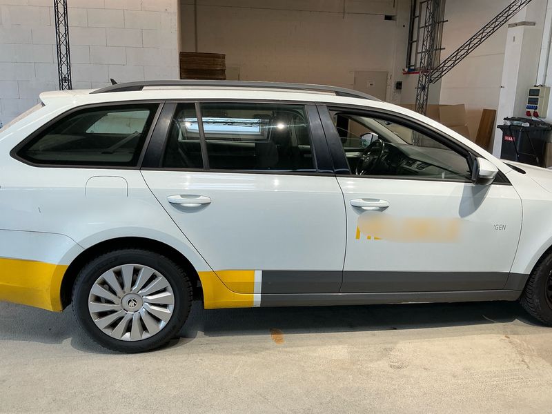 Skoda Octavia 1.6 TDI Ambition 2018 – снимка 10