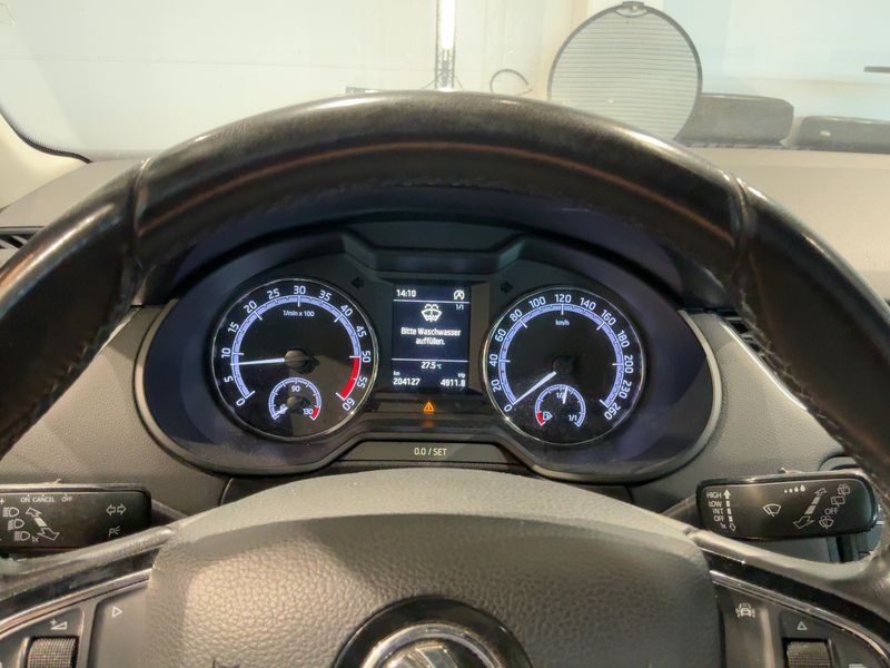 Skoda Octavia 1.6 TDI Ambition 2018 – снимка 18