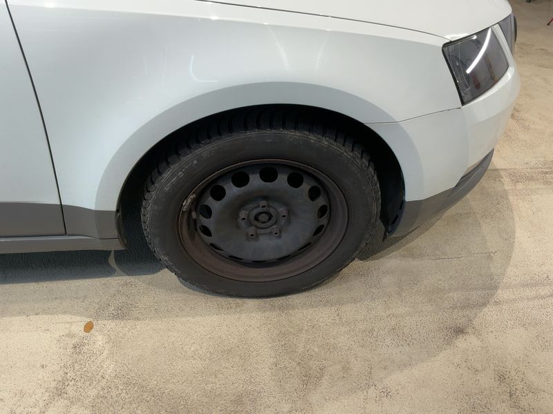 Skoda Octavia 1.6 TDI Ambition 2018 – снимка 11