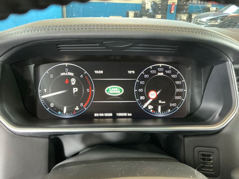 Land Rover Range Rover 4.4 SDI Vogue 2016 – снимка 18