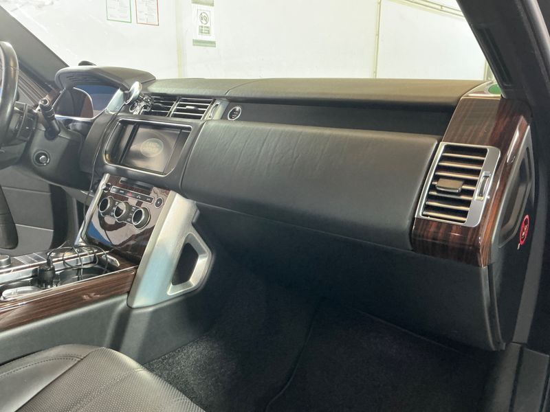 Land Rover Range Rover 4.4 SDI Vogue 2016 – снимка 43