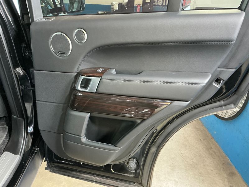 Land Rover Range Rover 4.4 SDI Vogue 2016 – снимка 40