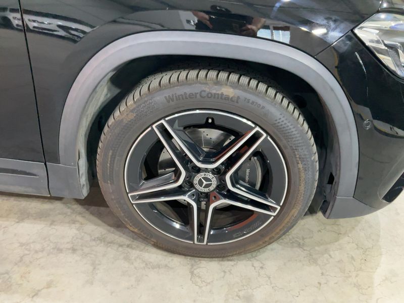 Mercedes-Benz GLA-Klasse GLA 200 d AMG Line 2021 – снимка 11