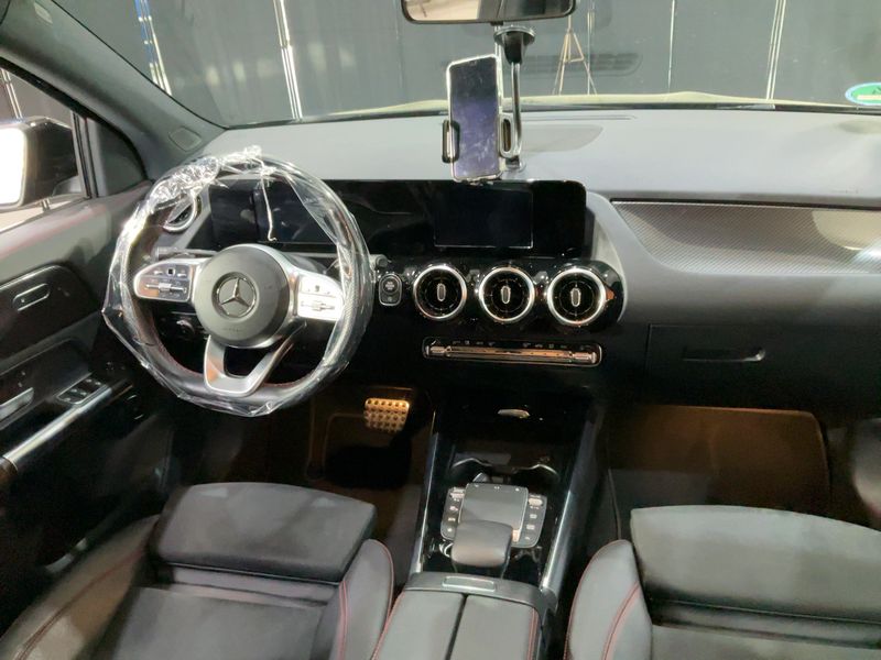 Mercedes-Benz GLA-Klasse GLA 200 d AMG Line 2021 – снимка 17