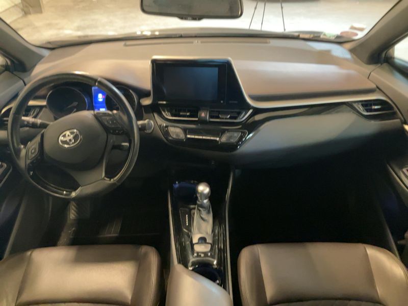 Toyota C-HR 1.8 Hybrid Distinctive 2017 – снимка 17