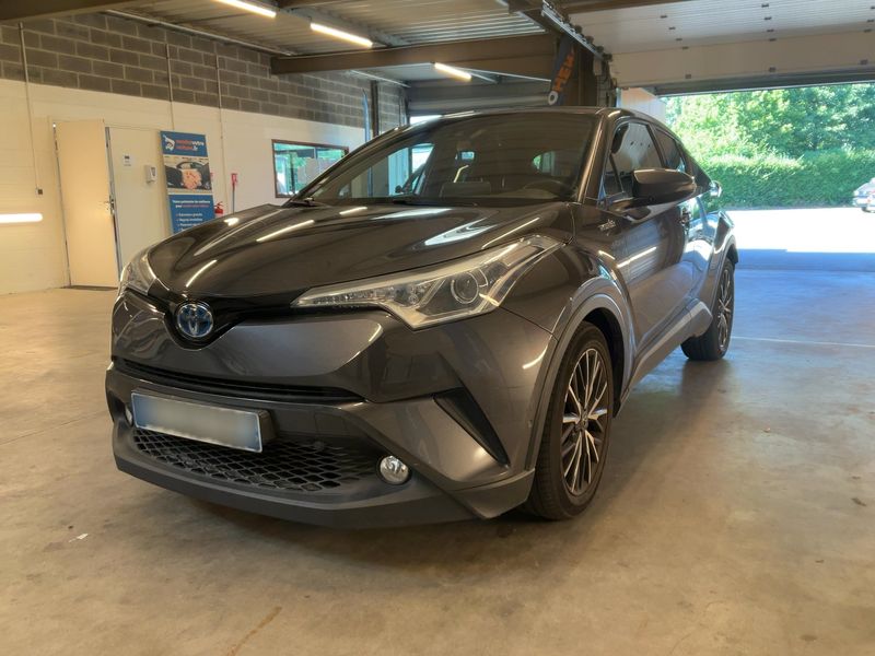 Toyota C-HR 1.8 Hybrid Distinctive 2017 – снимка 1