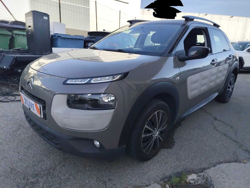 Citroen C4 Cactus 1.6 Blue-HDi Feel 2015 – снимка 1