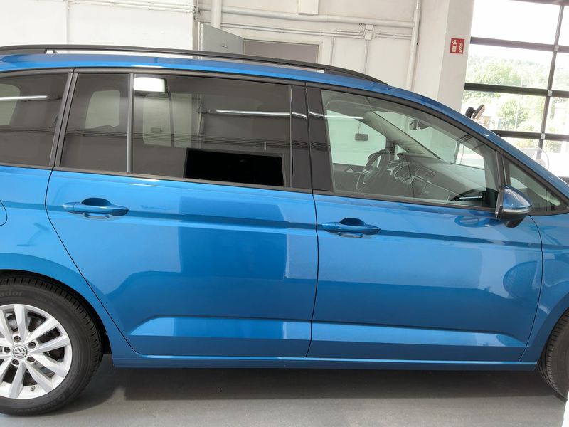 Volkswagen Touran 2.0 TDI Comfortline BlueMotion Tech 2016 – снимка 10
