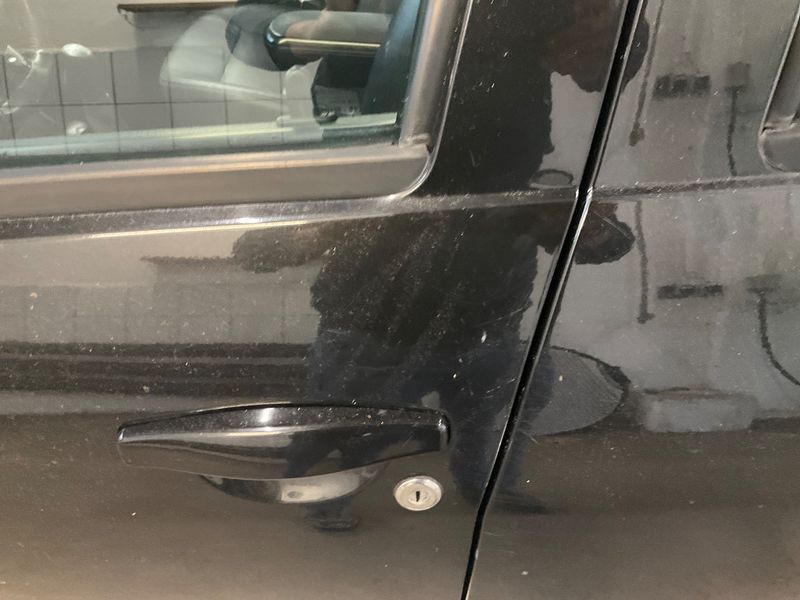 Dacia Duster 1.6 Prestige 4x2 2011 – снимка 33