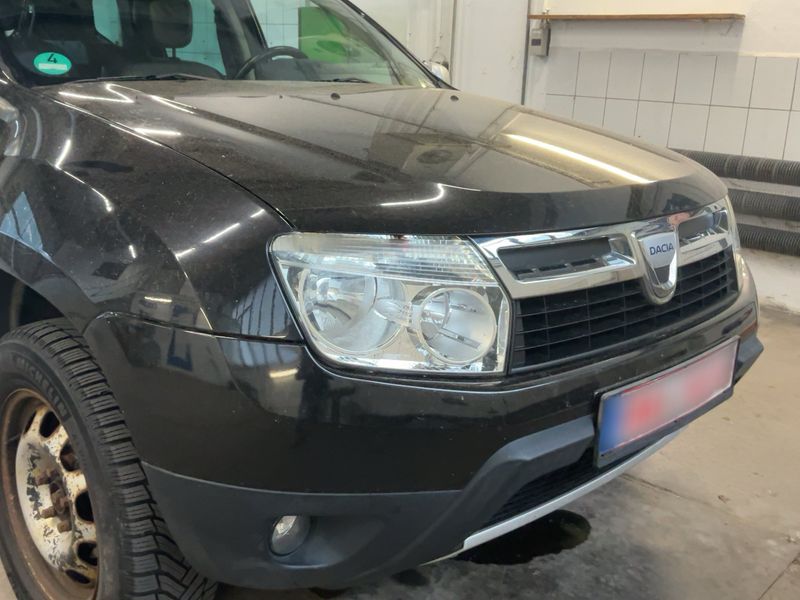 Dacia Duster 1.6 Prestige 4x2 2011 – снимка 12