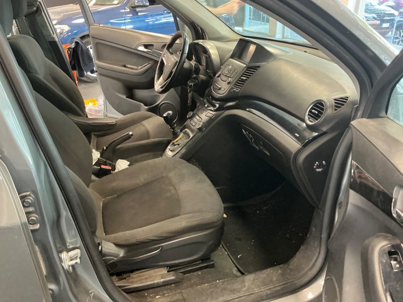 Chevrolet Orlando 2.0 Diesel LT 2012 – снимка 3
