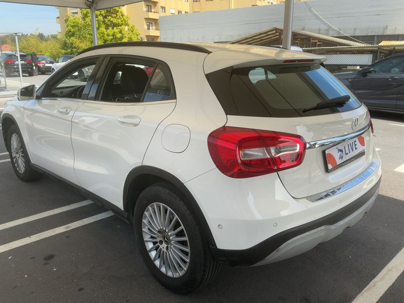 Mercedes-Benz GLA-Klasse GLA 220 4Matic Style 2019 – снимка 6