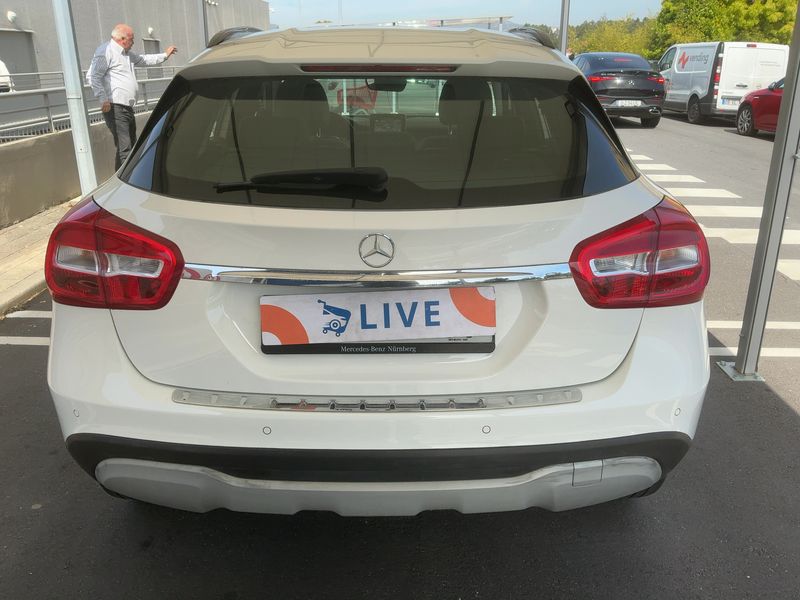 Mercedes-Benz GLA-Klasse GLA 220 4Matic Style 2019 – снимка 7