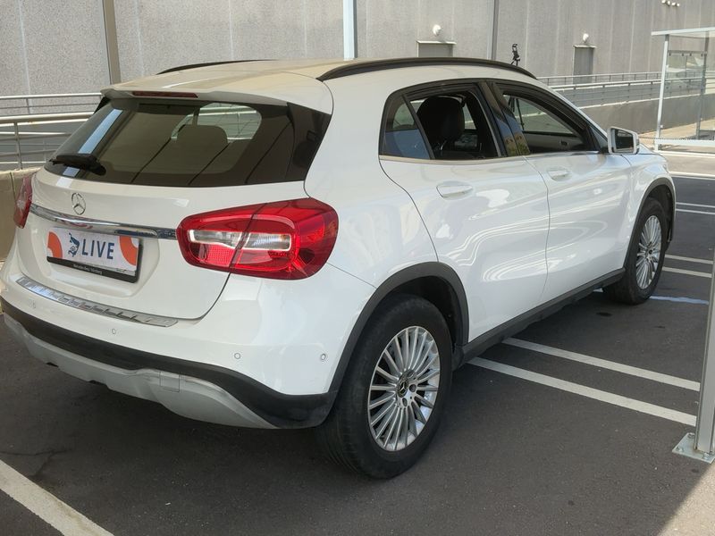 Mercedes-Benz GLA-Klasse GLA 220 4Matic Style 2019 – снимка 8