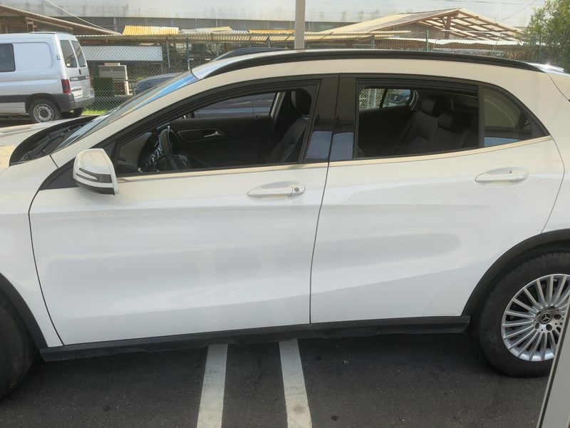 Mercedes-Benz GLA-Klasse GLA 220 4Matic Style 2019 – снимка 4