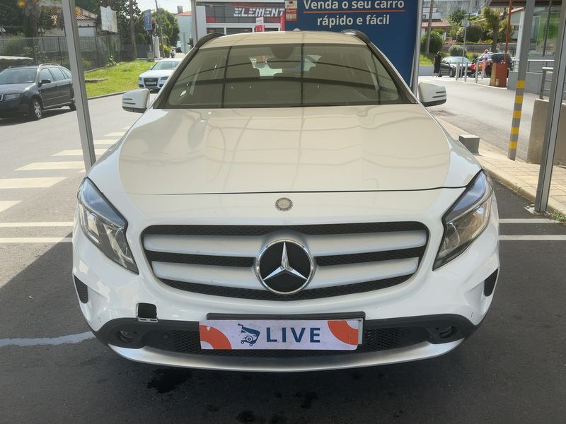Mercedes-Benz GLA-Klasse GLA 220 4Matic Style 2019 – снимка 14