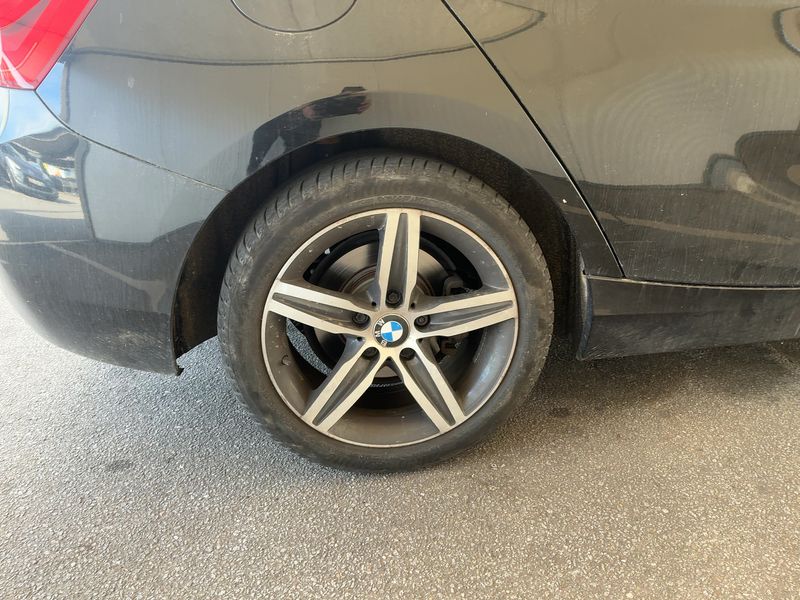 BMW 1er 116d EfficientDynamics Sport Line 2016 – снимка на щета 9