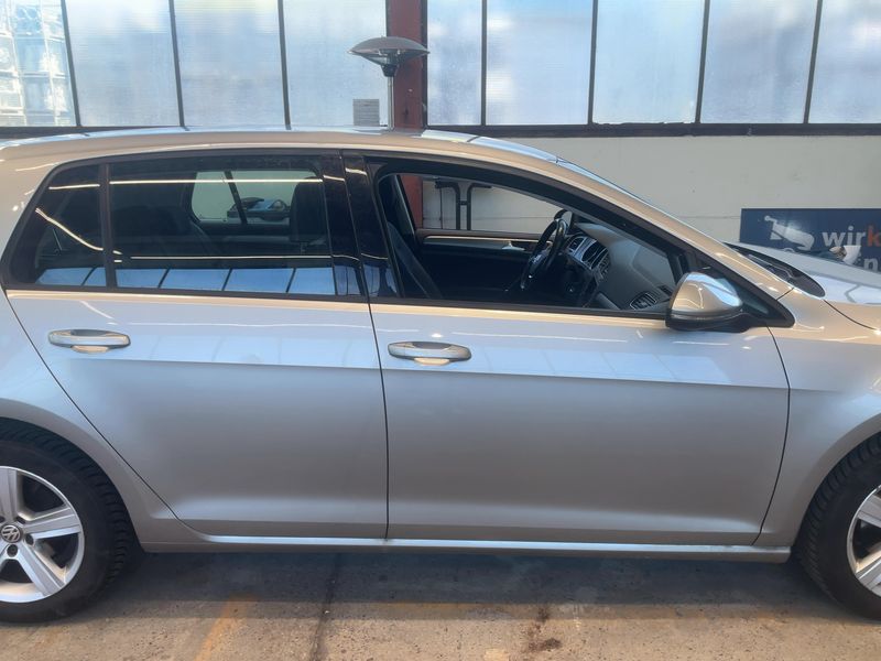 Volkswagen Golf VII 1.2 TSI Comfortline BlueMotion Tech 2014 – снимка 10