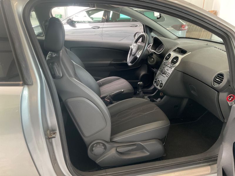 Opel Corsa 1.2 150 Jahre Opel 2012 – снимка 3