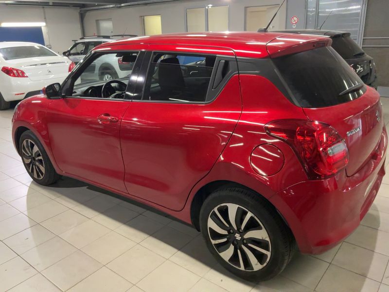 Suzuki Swift 1.0 BoosterJet SHVS Comfort + 2018 – снимка 6