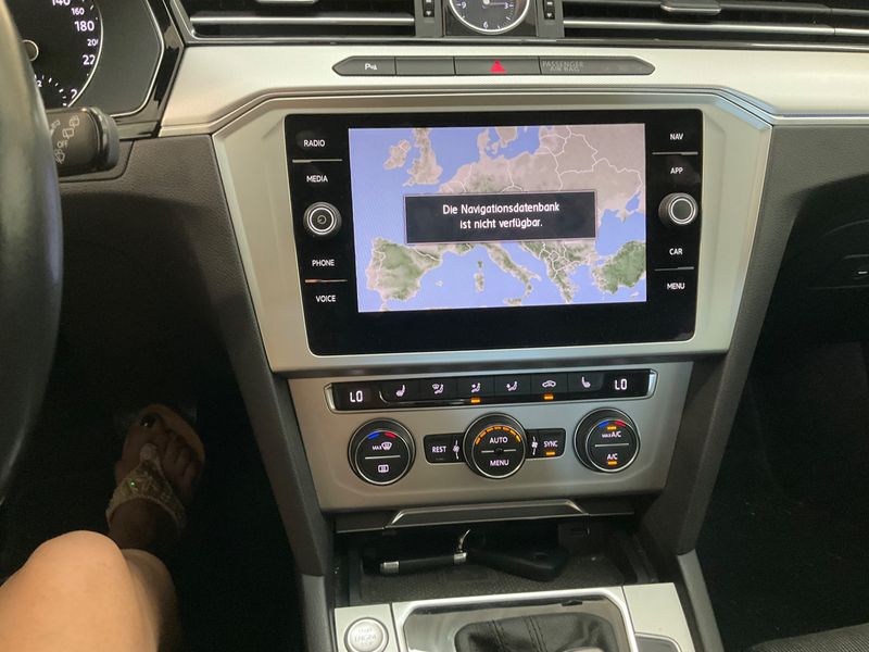 Volkswagen Passat 2.0 TDI Comfortline BlueMotion Tech 2018 – снимка 23