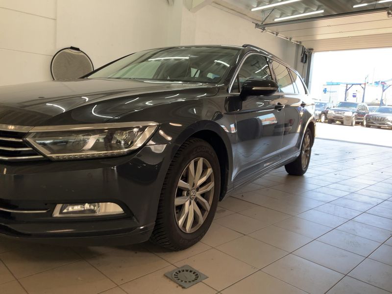 Volkswagen Passat 2.0 TDI Comfortline BlueMotion Tech 2018 – снимка 2