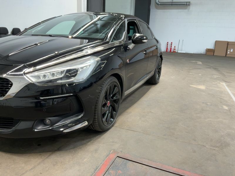 DS Automobiles DS5 2.0 Blue-HDi Performance Line 2017 – снимка 2