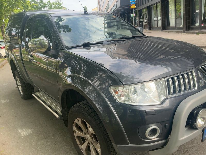 Mitsubishi L 200 2.5 DI-D Intense Doppelkabine 4WD 2010 – снимка 12