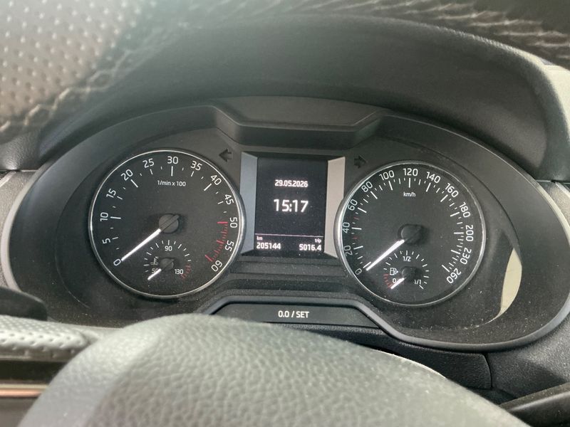 Skoda Octavia 2.0 TDI Ambition 2015 – снимка 18