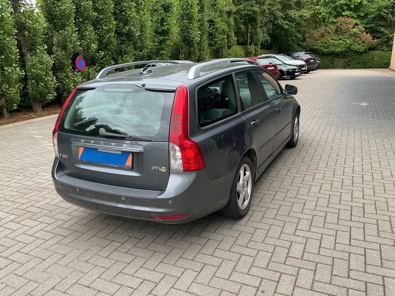 Volvo V50 1.6 D2 Business Edition 2012 – снимка 2