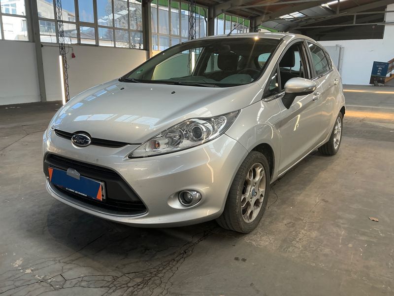 Ford Fiesta 1.4 Ghia 2009 – снимка 1