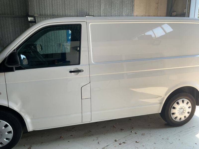 Volkswagen T5 Transporter 2.0 TDI Kasten 2015 – снимка 4