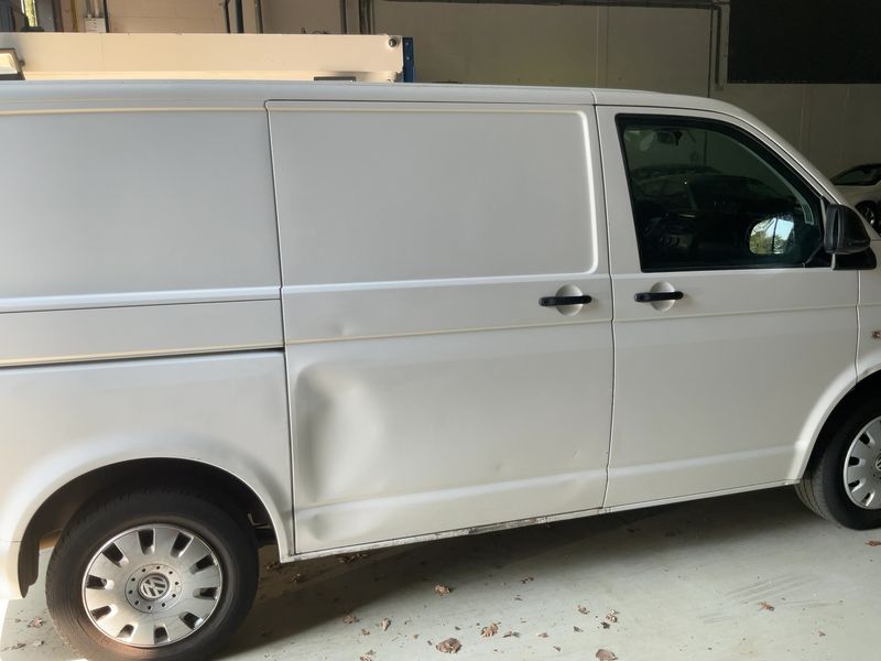 Volkswagen T5 Transporter 2.0 TDI Kasten 2015 – снимка 10