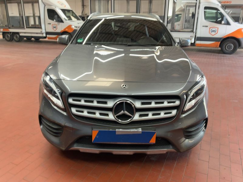 Mercedes-Benz GLA-Klasse GLA 180 AMG Line 2019 – снимка 14