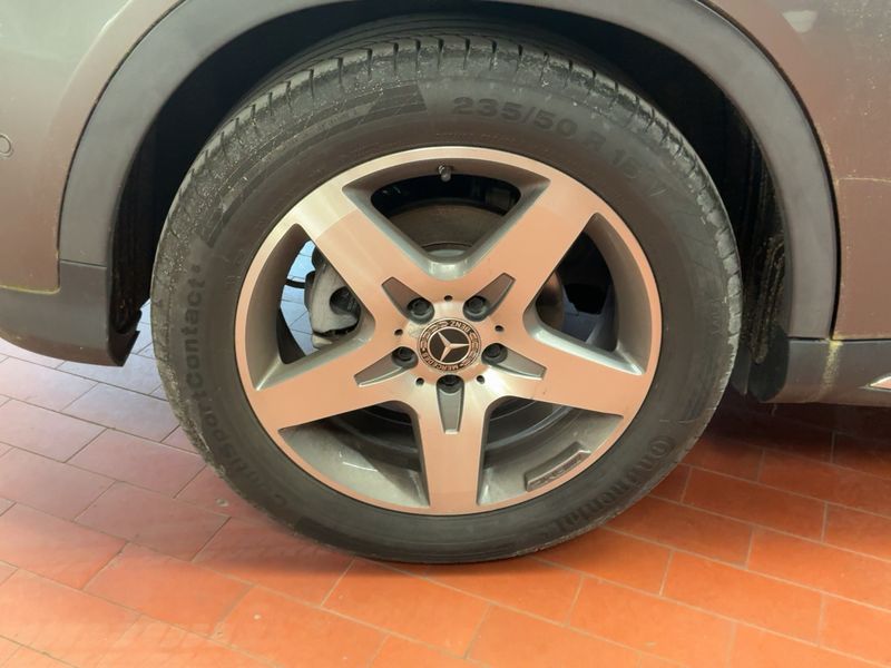 Mercedes-Benz GLA-Klasse GLA 180 AMG Line 2019 – снимка 9