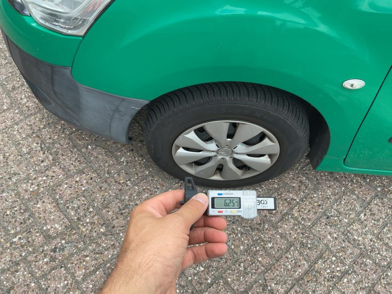Citroen Berlingo 1.6 HDi Niveau B L1 2015 – снимка 16