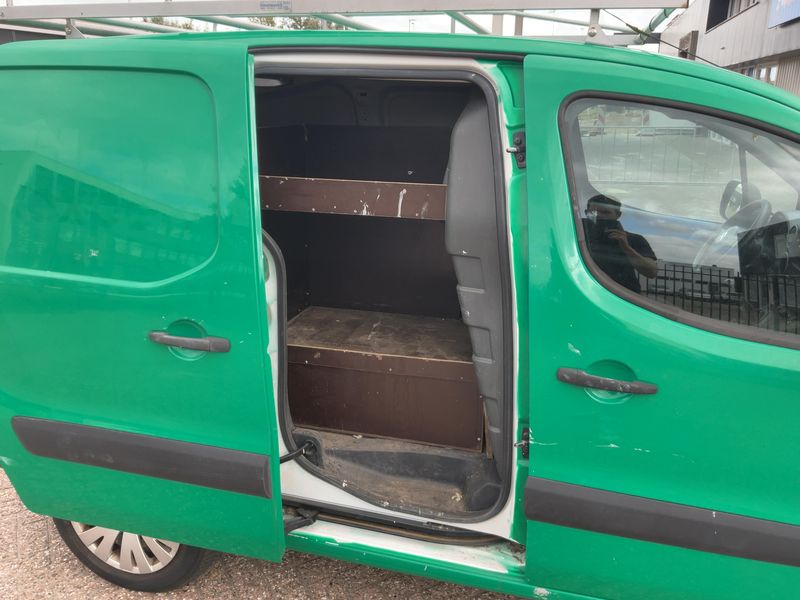 Citroen Berlingo 1.6 HDi Niveau B L1 2015 – снимка 14