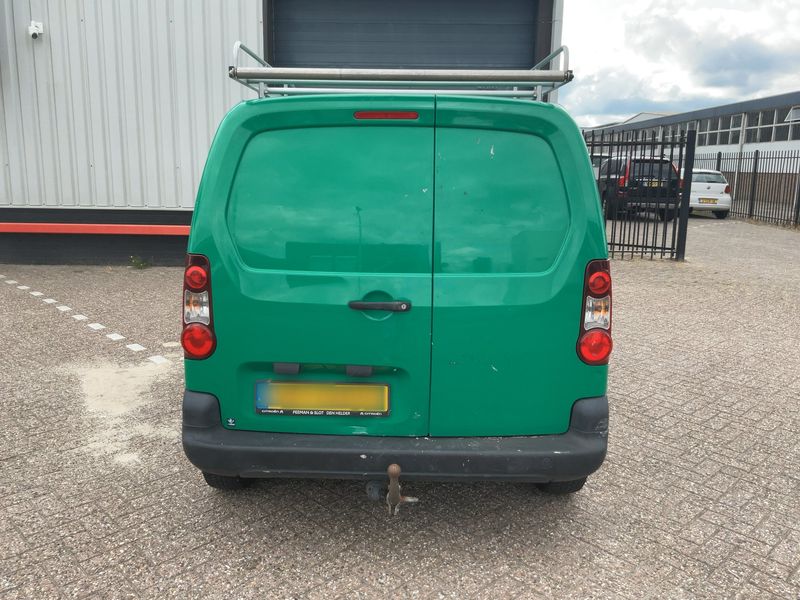 Citroen Berlingo 1.6 HDi Niveau B L1 2015 – снимка на щета