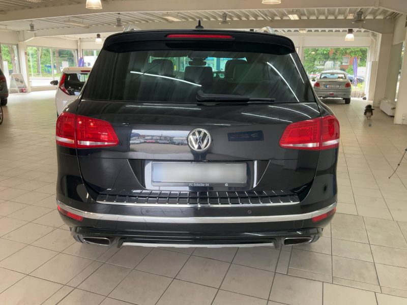 Volkswagen Touareg 3.0 V6 TDI Exclusive Terrain Tech BlueMotion Tech 2017 – снимка 7
