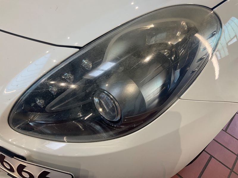 Alfa Romeo Giulietta 1.8 Turbo Quadrifoglio Verde 2010 – снимка 44