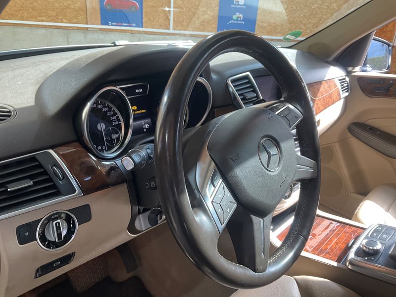 Mercedes-Benz M-Klasse ML 350 CDI BlueTEC 2015 – снимка 34