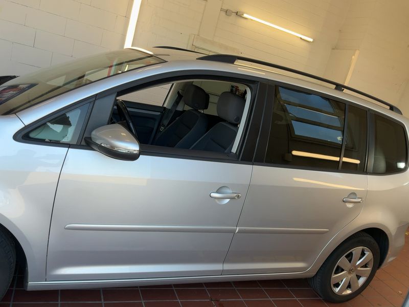 Volkswagen Touran 1.6 TDI Comfortline BlueMotion Tech 2013 – снимка 4